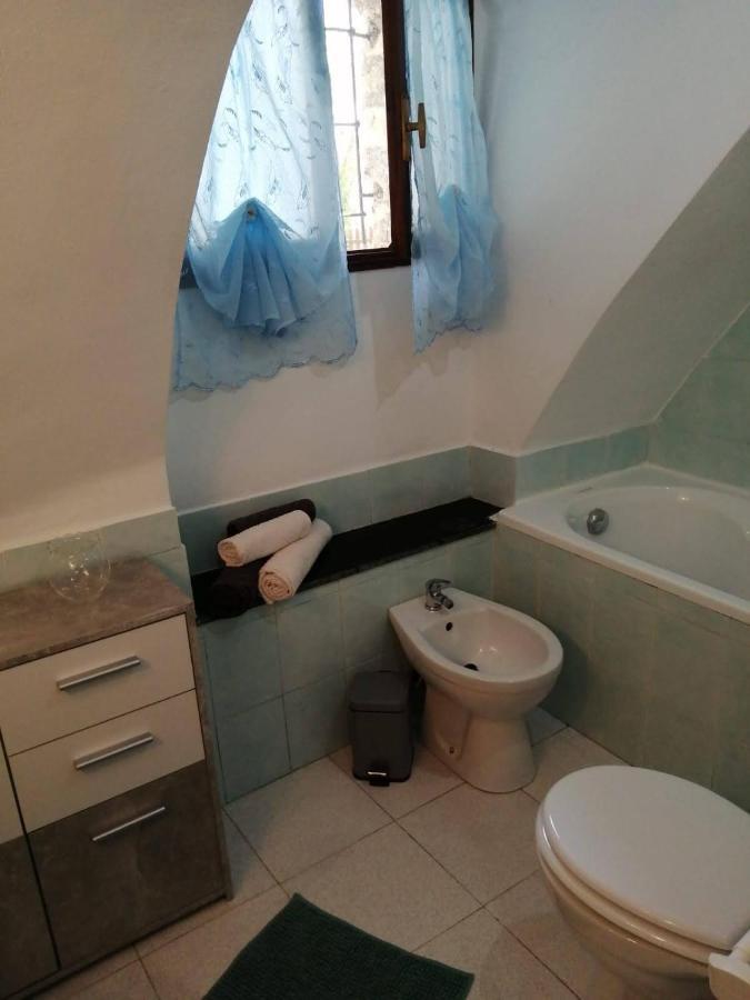 Casa Di Nonno Meme Citra 008035-Lt-0018 Lägenhet Andagna Exteriör bild