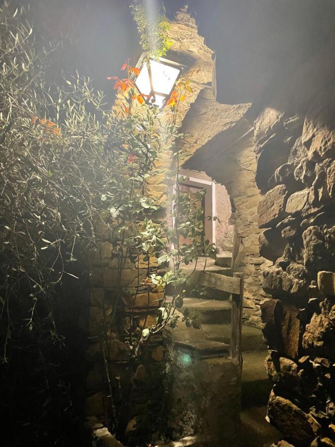 Casa Di Nonno Meme Citra 008035-Lt-0018 Lägenhet Andagna Exteriör bild